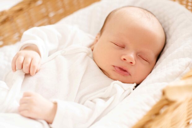 Mit den richtigen Maßnahmen schläft ihr Baby sicher. Ein plötzlicher Kindstod lässt sich in den allermeisten Fällen verhindern.