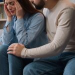 Eine Eileiterschwangerschaft ist für Frauen, aber auch für ihre Partner, oft sehr belastend.